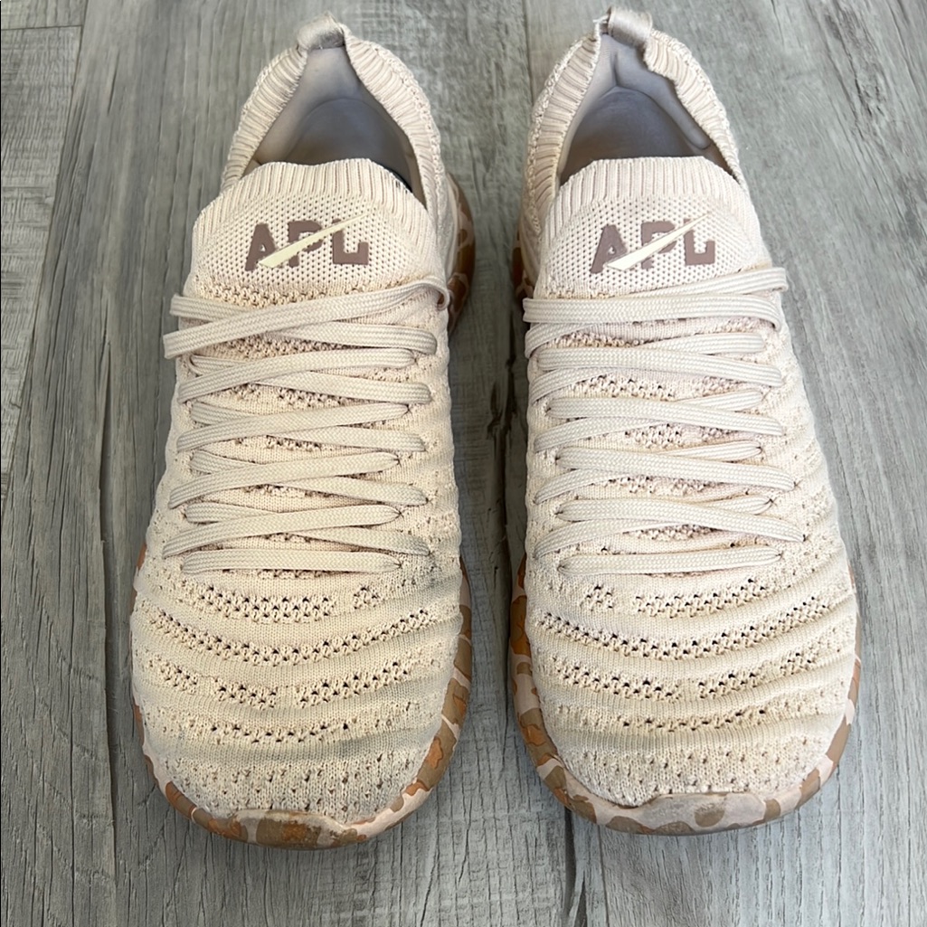 Apl Techloom Wave Light Pink Sneakers